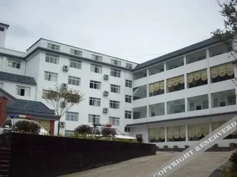 Хуанган: 罗田天堂人间度假村