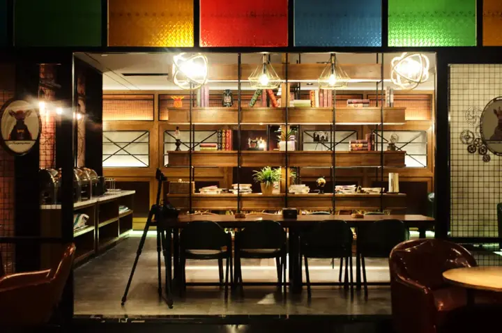 Чунцин: James Joyce Coffetel Chongqing Huangnibang Subway Station