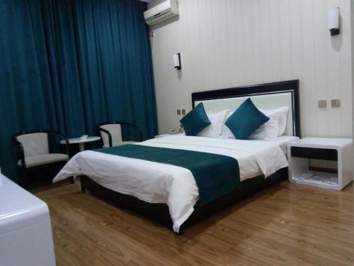 Чжанцзякоу: Longhao Hotel