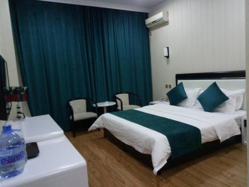Чжанцзякоу: Longhao Hotel