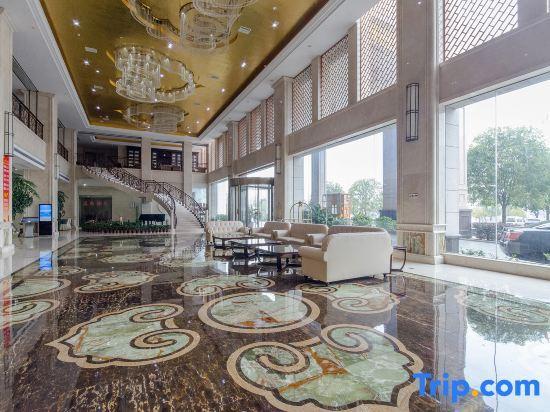 Шиянь: Zhushan International Hotel
