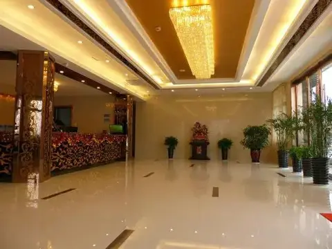 Аньцин: Ruihe Hotel in Lucheng City