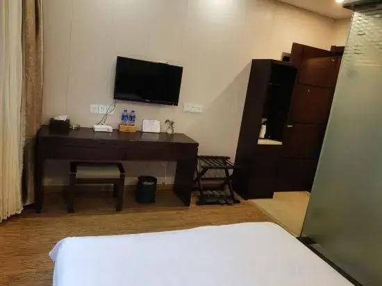 Аньцин: Ruihe Hotel in Lucheng City