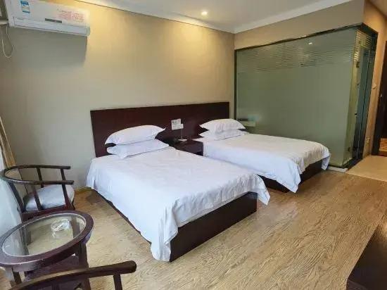 Аньцин: Ruihe Hotel in Lucheng City