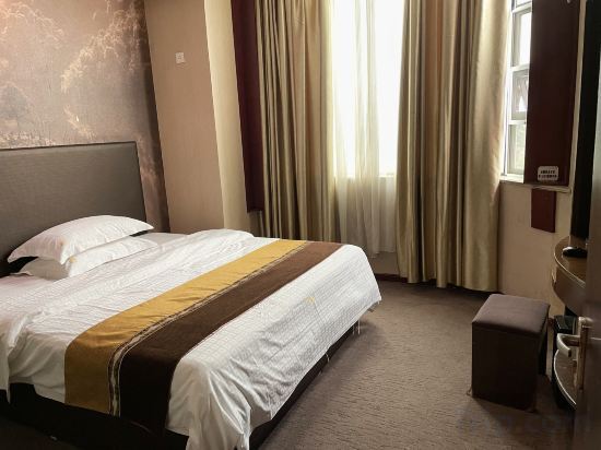 Фучжоу: Yijing Business Hotel