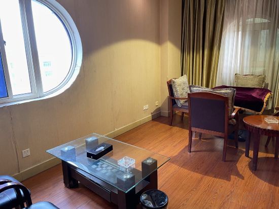 Фучжоу: Yijing Business Hotel