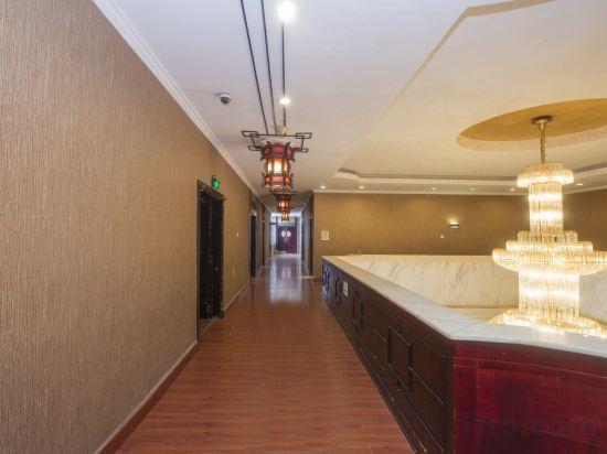 Фучжоу: Yijing Business Hotel