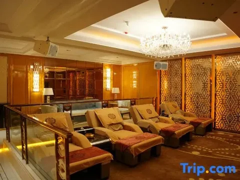 Лянфан: Peace International Hotel