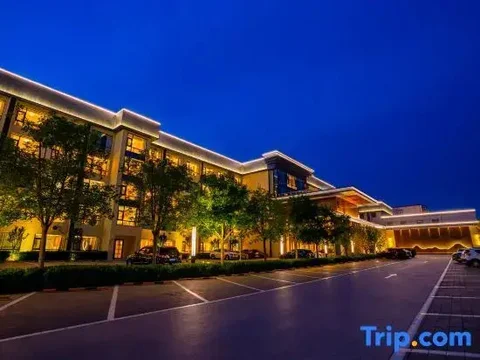 Лянфан: Peace International Hotel