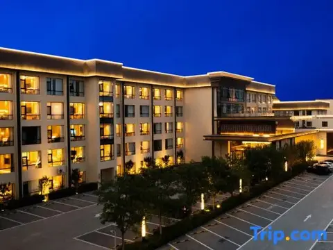 Лянфан: Peace International Hotel
