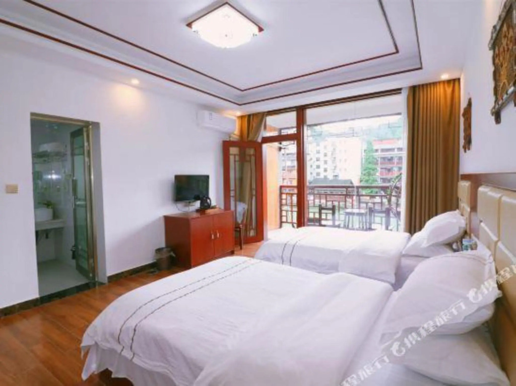 Сянси: Fengyuan Yuanjiangjing Hotel