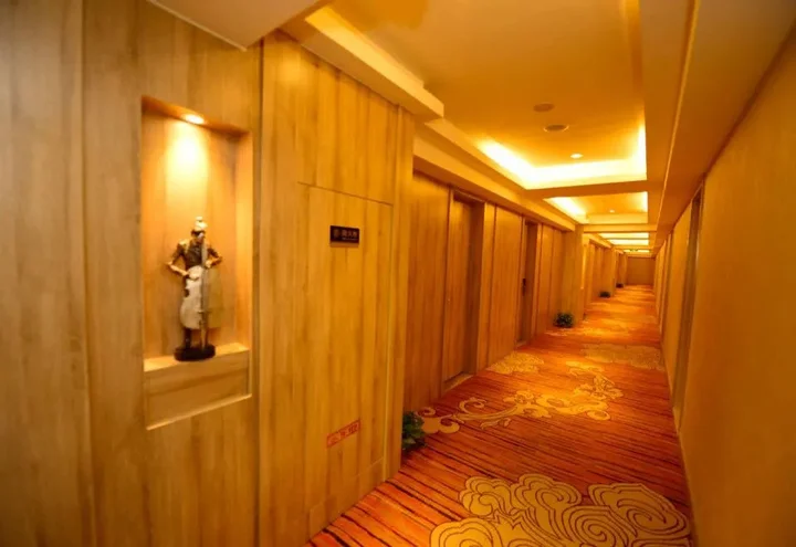 Иньчуань: Ningxia Ningdong Fangjian Hotel