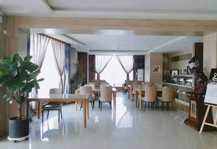 Иньчуань: Ningxia Ningdong Fangjian Hotel