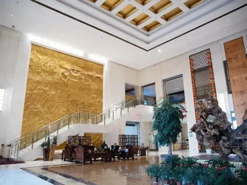 Чжунсян: Wangfu Hotel