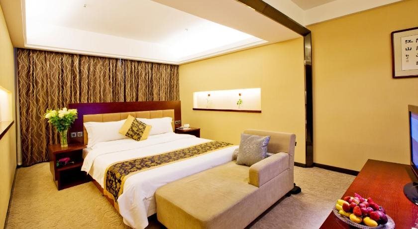 Ичан: Minsheng Hotel
