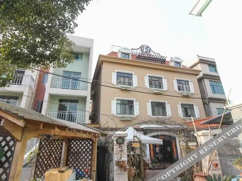 Чжоушань: No.15 Holiday Hotel