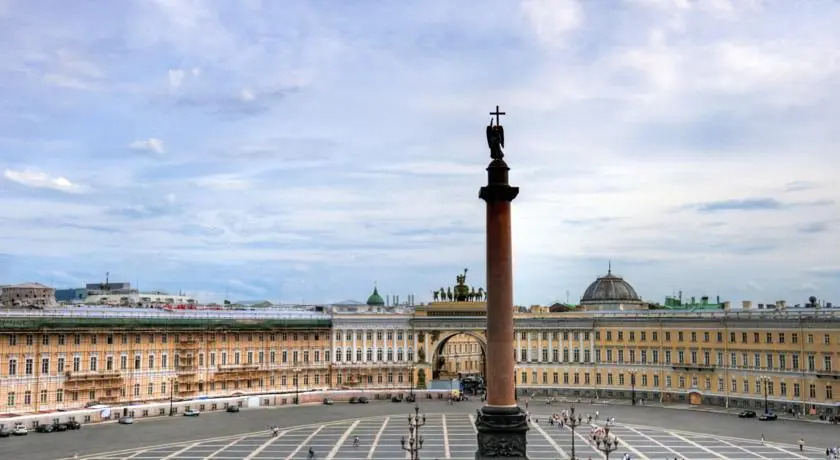 Санкт-Петербург: Nevsky Arch