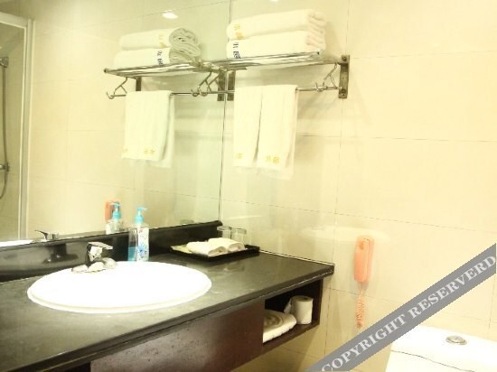 Хецзе: Shuiyi Huangjia Hotel