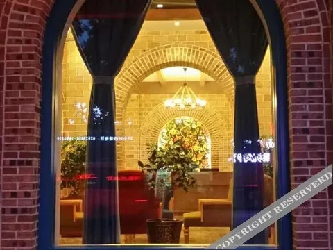Лоян: Scenery Hotel