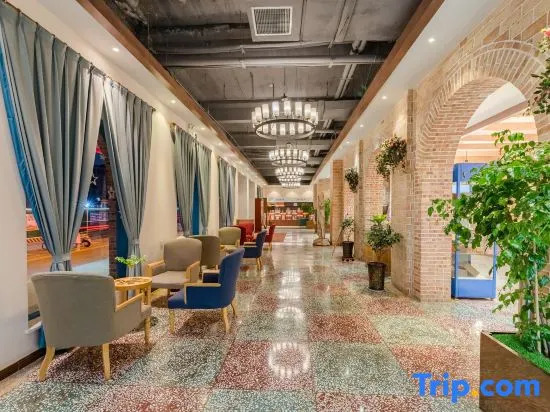 Лоян: Scenery Hotel