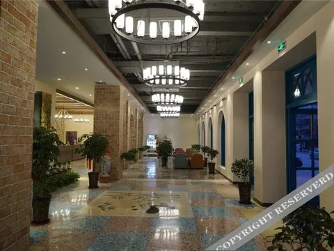 Лоян: Scenery Hotel