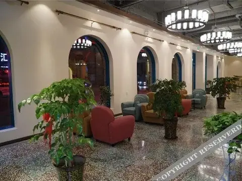 Лоян: Scenery Hotel