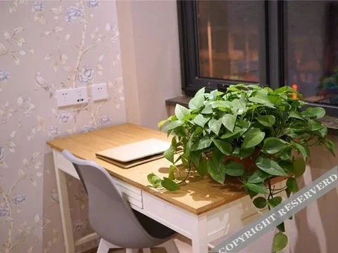 Лоян: Scenery Hotel