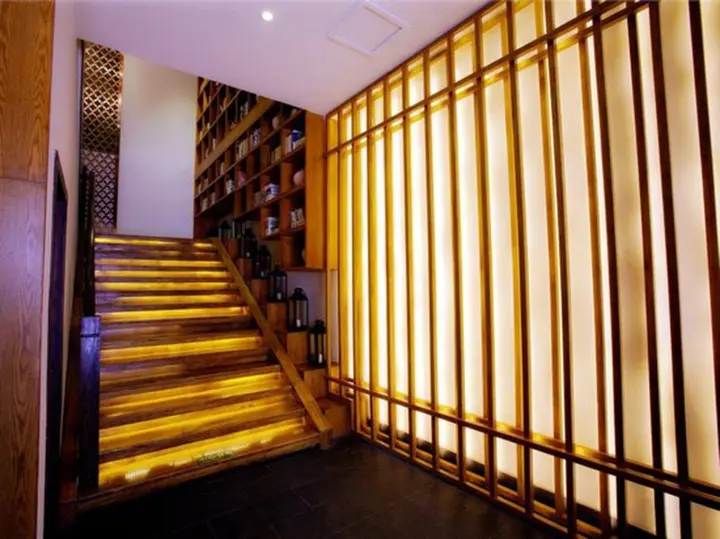 Чжэнчжоу: Qianna Hotel Zhengzhou Jingguang Road
