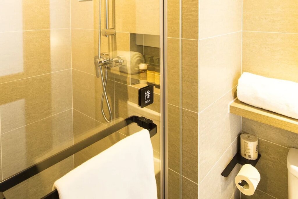 Тяньцзинь: Atour Hotel Tianjin Station Jinwan Plaza