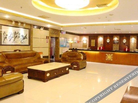 Сяньян: Yangguang Holiday Hotel (Currently unavailable)