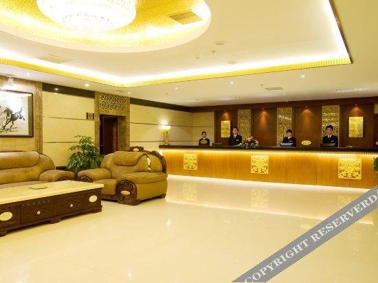 Сяньян: Yangguang Holiday Hotel (Currently unavailable)