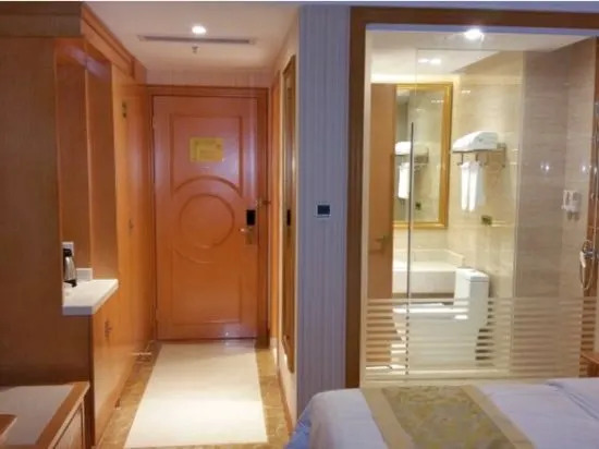 Циндао: Viana Hotel (Qingdao Huangdao)