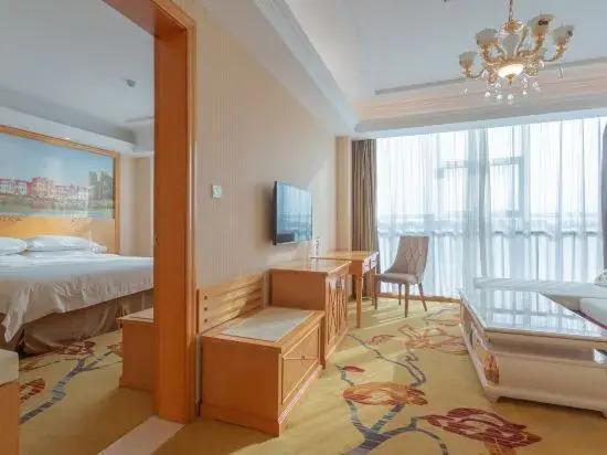 Циндао: Viana Hotel (Qingdao Huangdao)