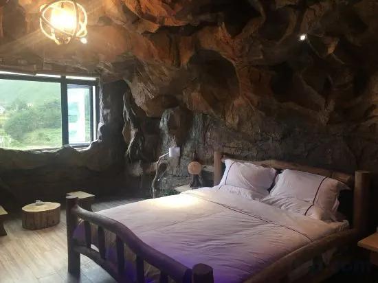 Хуайхуа: Huangzhou International Hotel