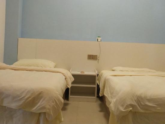 Бэйхай: Guanyin Motel