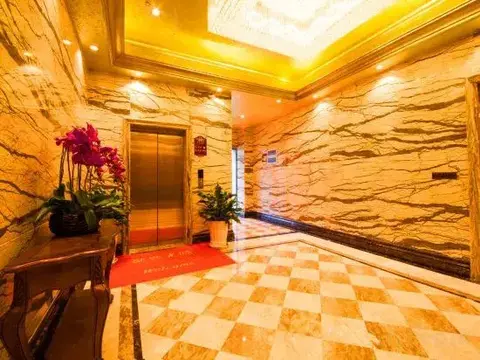 Чунцин: Yuechen Hotel (Xietaizi Subway Station)