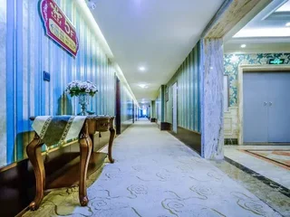Чунцин: Yuechen Hotel (Xietaizi Subway Station)