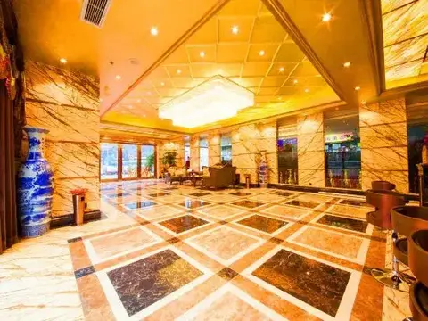 Чунцин: Yuechen Hotel (Xietaizi Subway Station)
