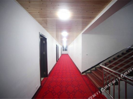 Ибинь: Shu'Nan Zhuhai Guan Restaurant Inn