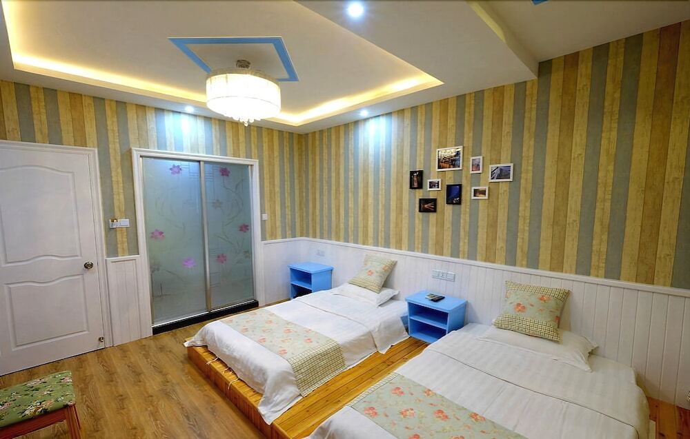 Цзясинь: Wuzhen Zhenhe Inn