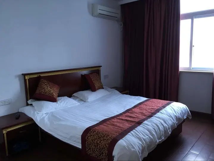 Чжоушань: Dongji Lanse Haiwan Hotel