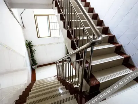 Бэйхай: Guian Hotel