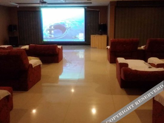 Инкоу: Baisheng Business Hotel