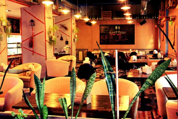 Санкт-Петербург: Air Hostel