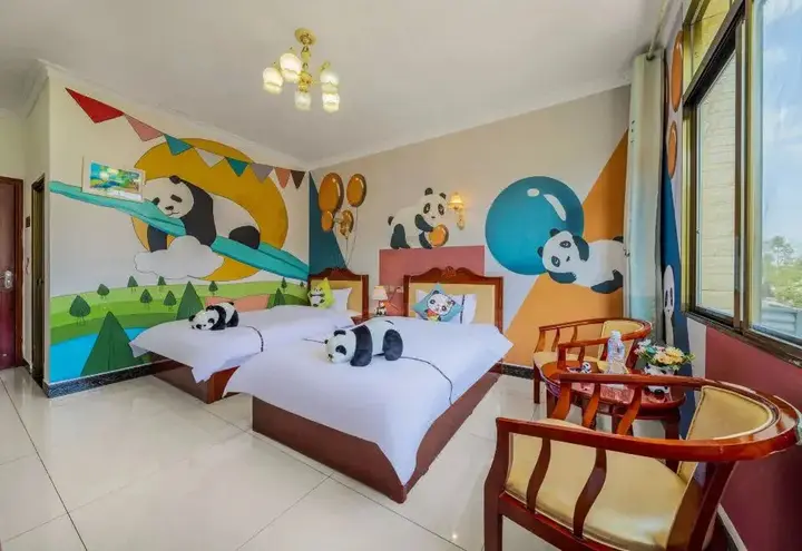 Яань: Bifeng Renjia Panda B&B