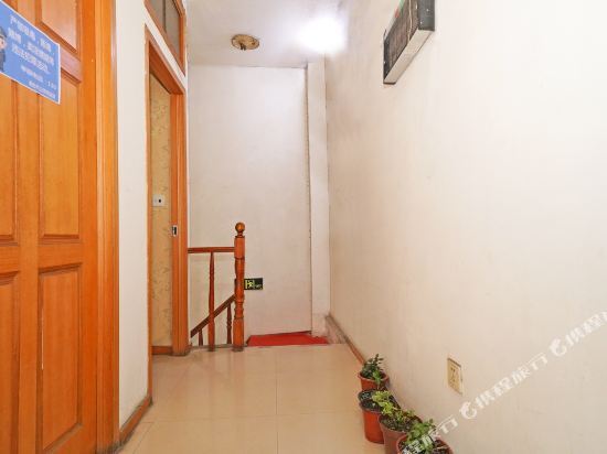 Яньтай: Yufang Hostel