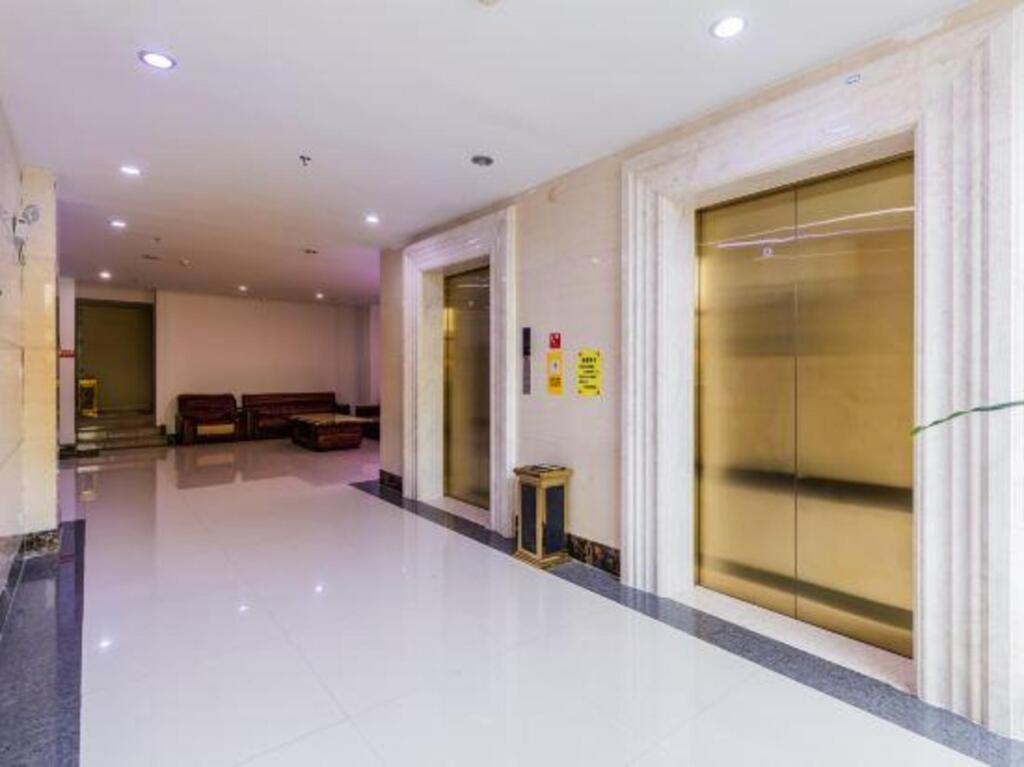Мейчжу: Guest Building