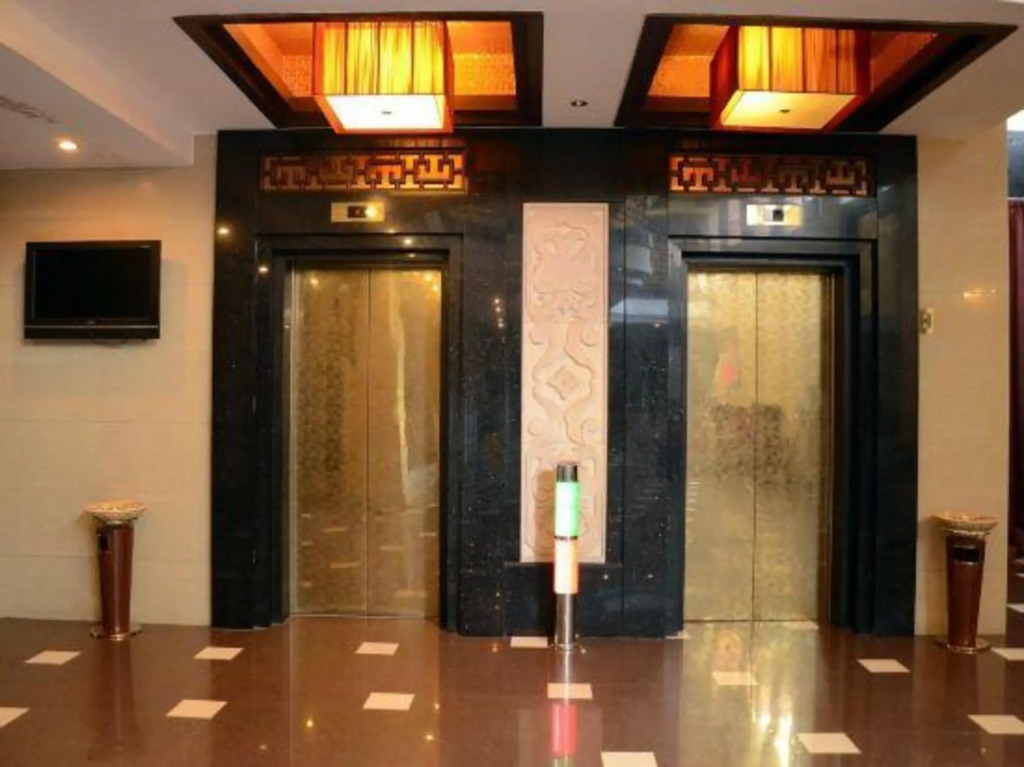 Гуйлинь: Xiangshan Business Hotel