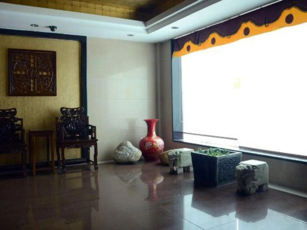 Гуйлинь: Xiangshan Business Hotel