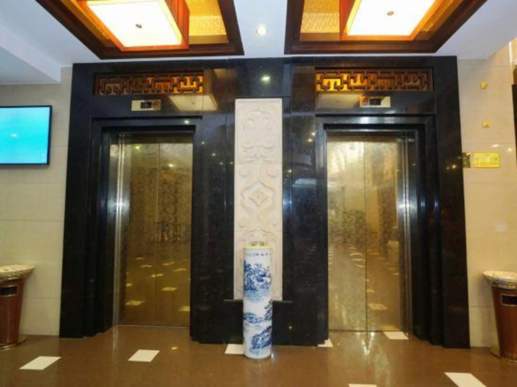 Гуйлинь: Xiangshan Business Hotel